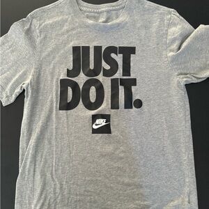 Like new Nike tshirt